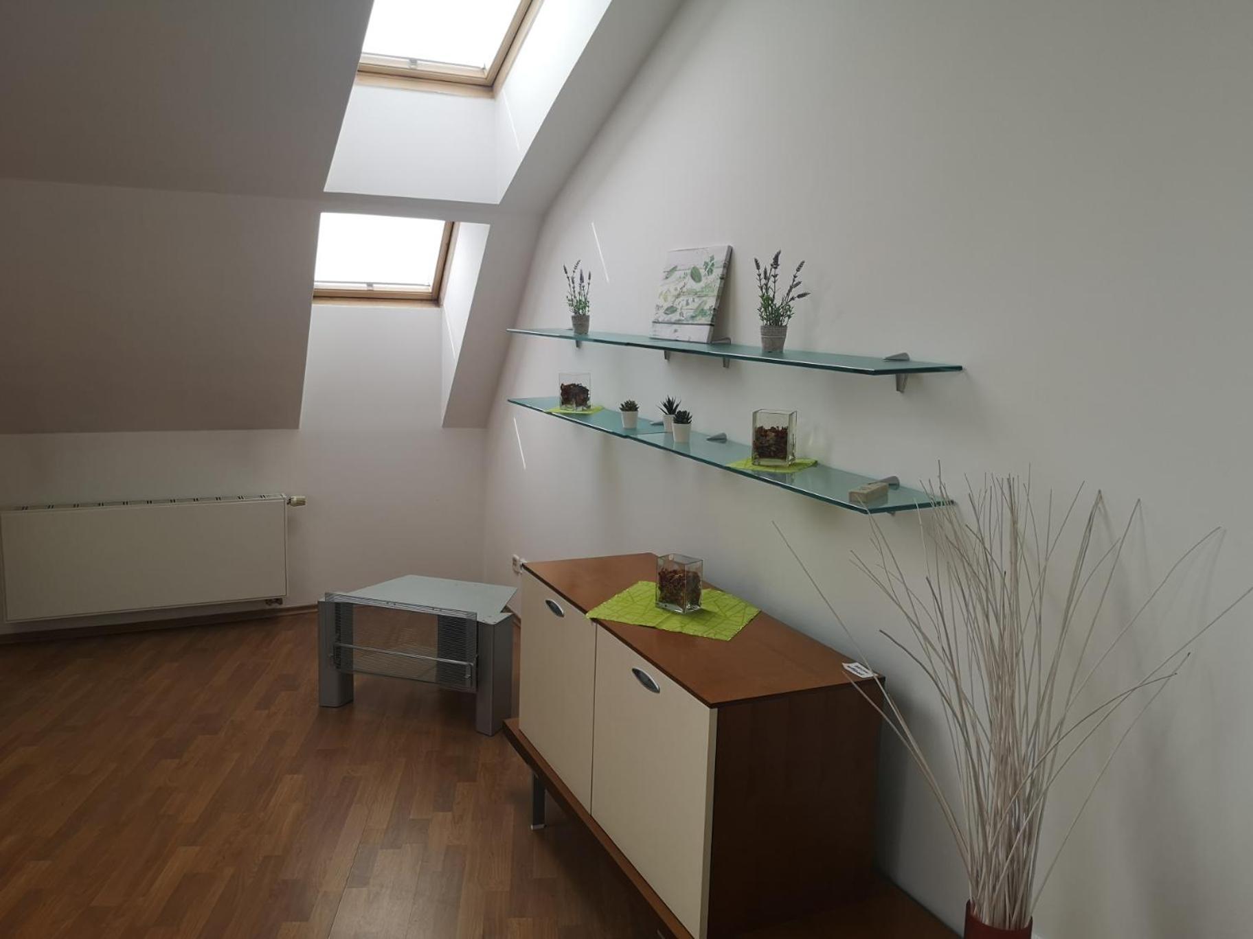 Ferienwohnung Ama Ubytovani Ostrava Exterior foto